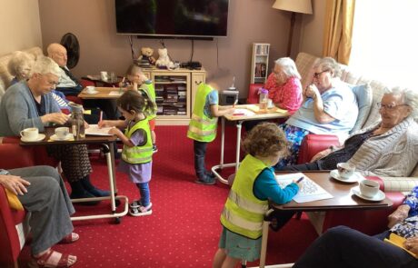 nursery children and residents on visit